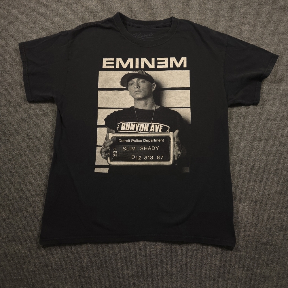 Eminem Slim Shady Mugshot Tee Bravado 2011 Y2K Style Rap T-Shirt Faded‎ Black L